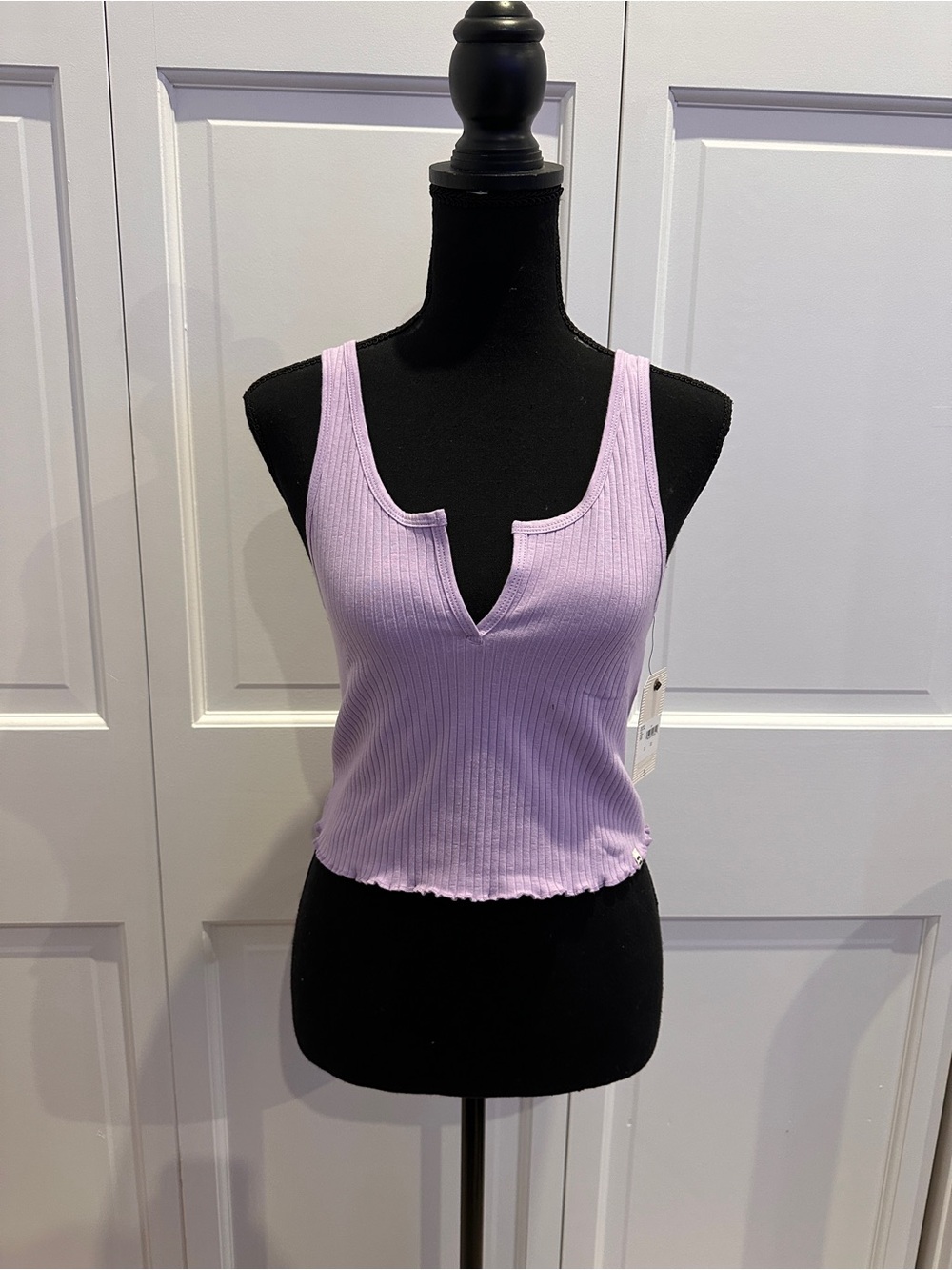 NWT Billabong Ribbed Lilac Tank Top with Notch Neckline